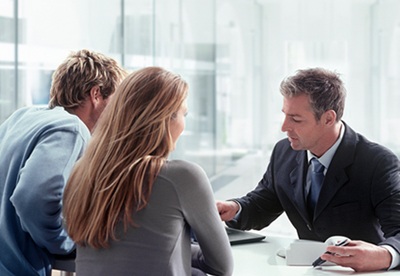 Policy Sales and Servicing – Social Intelligent Mobile Apps